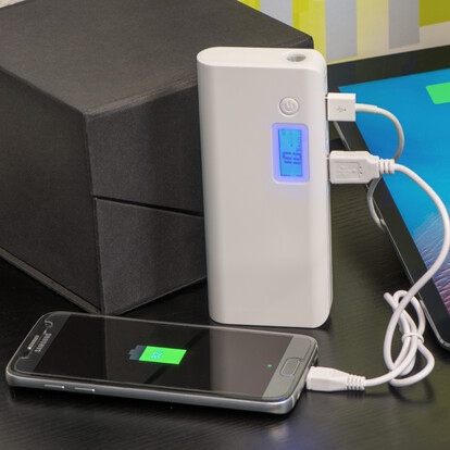 powerbank-10-000mah-stafford-weiss-a-nr-051806-02-ihreparty-ch.jpg powerbank-10-000mah-stafford-weiss-a-nr-051806-02-ihreparty-ch.jpg