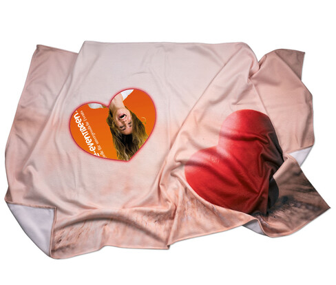mikrofaser-fleece-decke-motiv-herz-a-nr-pe-bvh-pp95-hz-01-ihreparty-ch.jpg mikrofaser-fleece-decke-motiv-herz-a-nr-pe-bvh-pp95-hz-01-ihreparty-ch.jpg