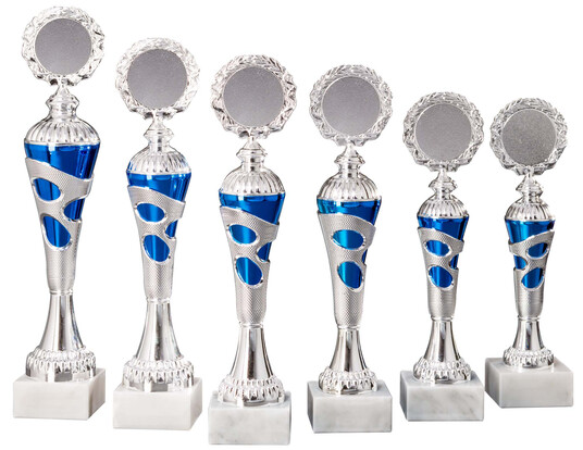 staender-trophaee-silber-blau-a-nr-sti-54680-01-ihreparty-ch.jpg