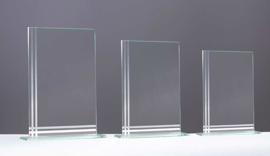 spiegeleffekt-glastrophaee-mittel-a-nr-sti-68301-01-ihreparty-ch.jpg